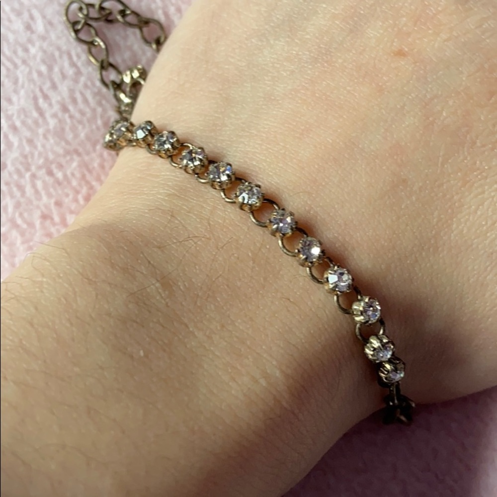 Tennis bracelet